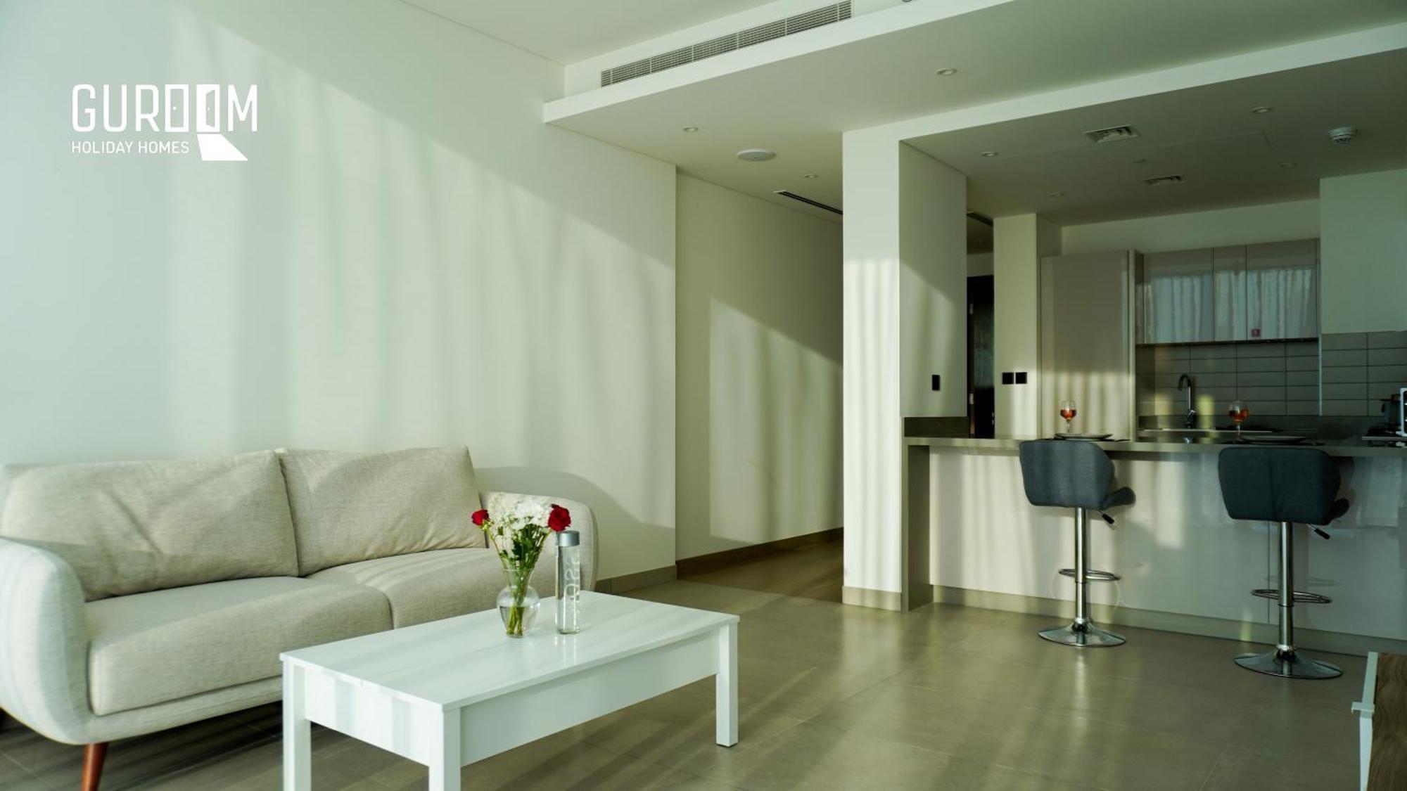 New Amazing And Cozy 1 Bedroom In Apartment *